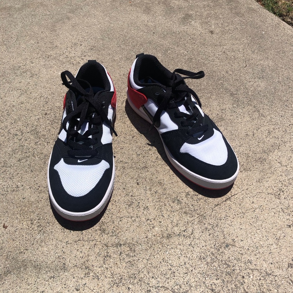 Nike SB Alleyoop (GS) Size 5Y